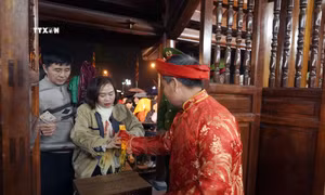 Hà Nam: Lễ phát lương Đức Thánh Trần tại đền Trần Thương