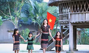 Nâng cao vị thế phụ nữ Cơ-tu vùng cao xứ Quảng