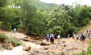 Các khu vực sạt lở do mưa lũ tại huyện miền núi Quan Hóa. Ảnh: Nguyễn Nam-TTXVN