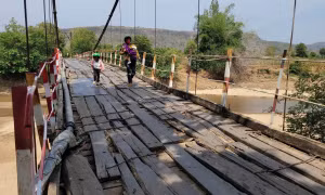 Hàng loạt cầu treo dân sinh ở Gia Lai xuống cấp nghiêm trọng