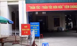 Dịch COVID-19: Hà Nội vẫn tiềm ẩn nguy cơ lây lan dịch 