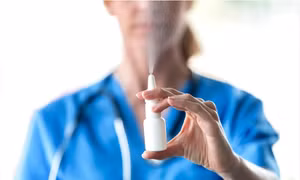 Vaccine dạng xịt mũi có thể tạo ra những thay đổi lớn trong phòng ngừa COVID-19