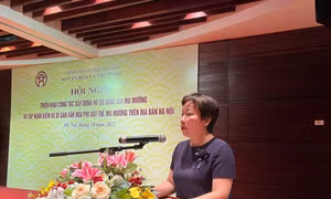 Đại diện Sở Văn hóa và Thể thao Hà Nội phát biểu tại Hội nghị. Ảnh: Đinh Thuận - TTXVN