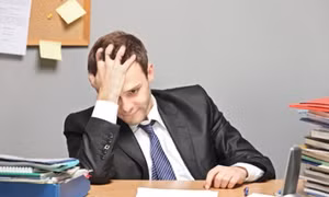 Cảnh báo nguy cơ suy giảm trí nhớ và khả năng tập trung ở người mắc COVID-19
