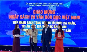 Giới thiệu những sách cổ, quý, từ các triều vua Nguyễn
