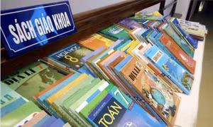 Hà Nội phê duyệt danh mục sách giáo khoa lớp 7, lớp 10