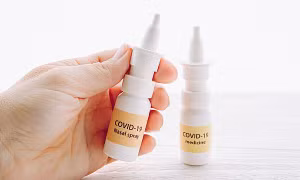 Nghiên cứu phát triển thuốc xịt mũi điều trị COVID-19