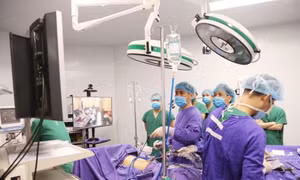 Ngành y tế Quảng Ninh triển khai hiệu quả đề án “Khám, chữa bệnh từ xa”