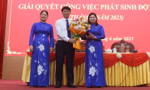 Phê chuẩn bầu, miễn nhiệm Phó Chủ tịch UBND tỉnh Bắc Kạn