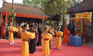 Khai hội Thành Bản Phủ tại Điện Biên