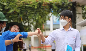 Thí sinh dự thi tốt nghiệp THPT năm 2023. Ảnh: Thanh Tùng - TTXVN