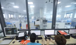 Còn quá sớm để coi COVID-19 giống như cúm mùa