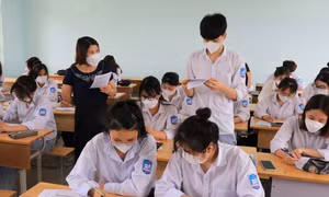 Học sinh Trung học Phổ thông được đổi môn học tự chọn vào cuối năm học