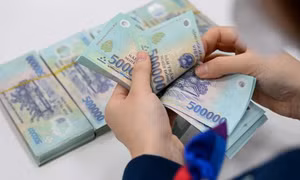 Thống nhất trình mức tăng lương tối thiểu vùng từ 1/7/2024 ở mức 6%