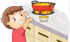 Người lớn bất cẩn, con trẻ bỏng nặng