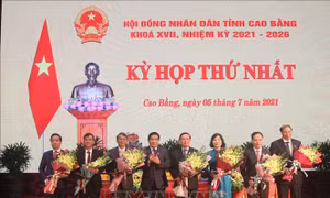Ông Triệu Đình Lê được bầu làm Chủ tịch HĐND tỉnh Cao Bằng