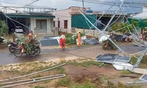 Mưa lớn kèm gió lốc gây thiệt hại tại Đắk Nông
