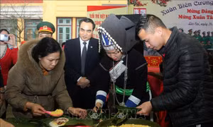 Tổ chức chương trình “Xuân biên cương vui Tết quân dân” ở xã Nậm Chảy