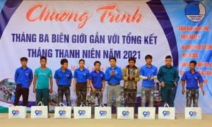 Tuổi trẻ Kon Tum đồng hành cùng người dân vùng biên giới