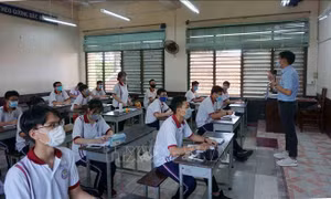 Tuyển sinh đại học: Xét học bạ kết hợp nhiều tiêu chí