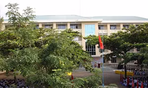 Bình Thuận tăng tốc ôn tập cho học sinh chuẩn bị thi tốt nghiệp Trung học Phổ thông năm 2021