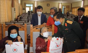 Phó Chủ tịch Quốc hội Đỗ Bá Tỵ thăm và chúc Tết tại tỉnh Phú Thọ