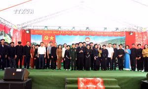 Phó Chủ tịch Quốc hội Nguyễn Đức Hải chung vui Ngày hội Đại đoàn kết tại Bắc Kạn