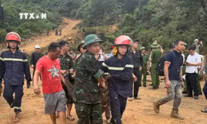 Hà Tĩnh: Mưa lớn gây sạt lở khiến 7 công nhân thương vong