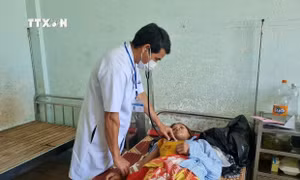 Kon Tum trước nguy cơ thiếu bác sỹ ở cơ sở