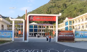 Những dấu hiệu bất minh ở Trường Tiểu học Đoàn Kết (Lai Châu)