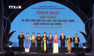 Khai mạc Liên hoan Di sản văn hóa phi vật thể của Việt Nam được UNESCO ghi danh