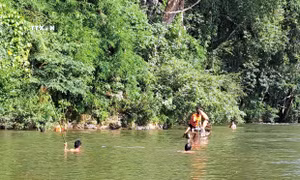 Đã tìm thấy thi thể hai nữ sinh rơi xuống sông Krông Nô