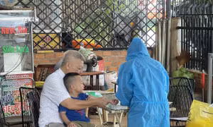 Đắk Lắk: Khống chế ổ dịch sởi, không để lây lan