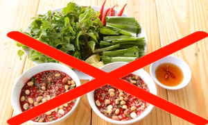Suy đa tạng do nhiễm liên cầu lợn vì ăn tiết canh