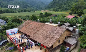 Cao Bằng khai trương điểm du lịch nhà sàn cổ 9 gian