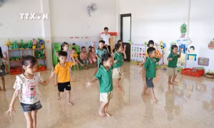 Kon Tum phát triển kinh tế gắn với giáo dục tại vùng biên giới