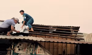 Mưa lớn kèm theo dông, lốc gây nhiều thiệt hại tại Bình Phước