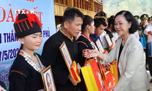 Thường trực Ban Bí thư Trương Thị Mai thăm, làm việc tại tỉnh Điện Biên
