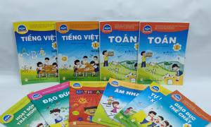 Bộ Giáo dục và Đào tạo yêu cầu cung ứng sách giáo khoa lớp 1 cho học sinh trước 15/8
