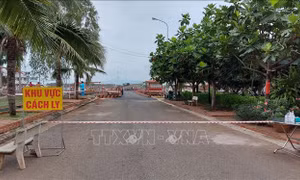 Thêm 6 ca mắc COVID-19 mới được cách ly ngay khi nhập cảnh