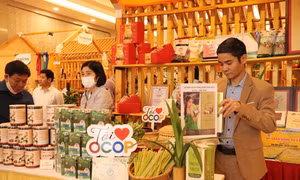 Trưng bày sản phẩm OCOP Hà Nội tại Hội nghị toàn quốc tổng kết Chương trình Mỗi xã một sản phẩm.