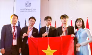 Cả 3 thí sinh dự thi Olympic Sinh học Quốc tế năm 2023 đều đạt huy chương. Ảnh: TTXVN phát