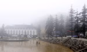 Sa Pa chuyển rét giữa mùa hè