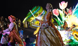 Festival hoa Đà Lạt năm 2022: Sôi động Lễ hội Carnaval đường phố ven hồ Xuân Hương