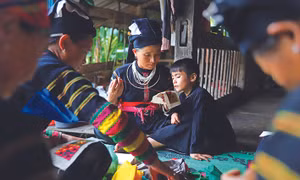 Thêu truyền thống, nét đẹp văn hóa đặc sắc của người Lô Lô ở xã Đức Hạnh, huyện Bảo Lạc (Cao Bằng). Ảnh: An Thành Đạt - DTMN