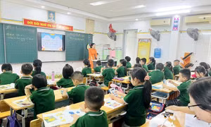 Giữ ổn định mức thu học phí năm học 2022 - 2023 như năm học 2021 - 2022