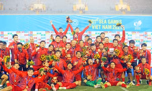 U23 Việt Nam đã giành được Tấm Huy chương Vàng môn bóng đá nam SEA Games 31 sau khi có chiến thắng 1-0 trước U23 Thái Lan ở trận chung kết trên sân Mỹ Đình. Ảnh: Khiếu Minh