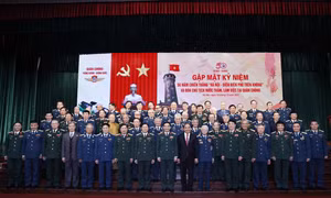 Chủ tịch nước Nguyễn Xuân Phúc dự Gặp mặt kỷ niệm 50 năm Chiến thắng “Hà Nội - Điện Biên Phủ trên không”