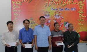 Bình Phước quan tâm chăm lo già làng, người uy tín trong đồng bào thiểu số dịp Tết