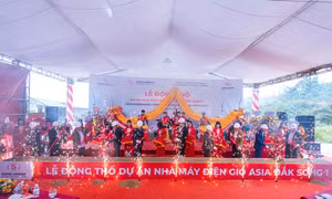 Toàn cảnh Lễ động thổ Dự án Nhà máy điện gió Asia Đắk Song 1. Ảnh: BNEWS/TTXVN phát